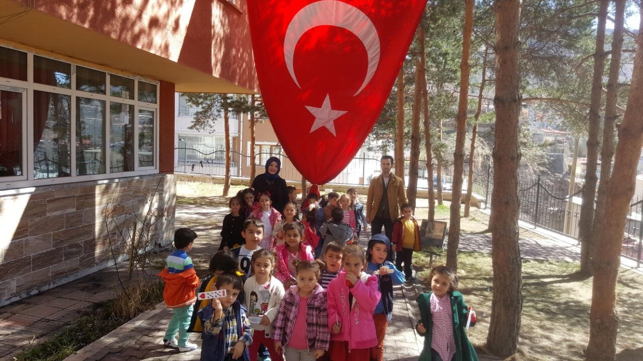 Minikler kütüphanede 14