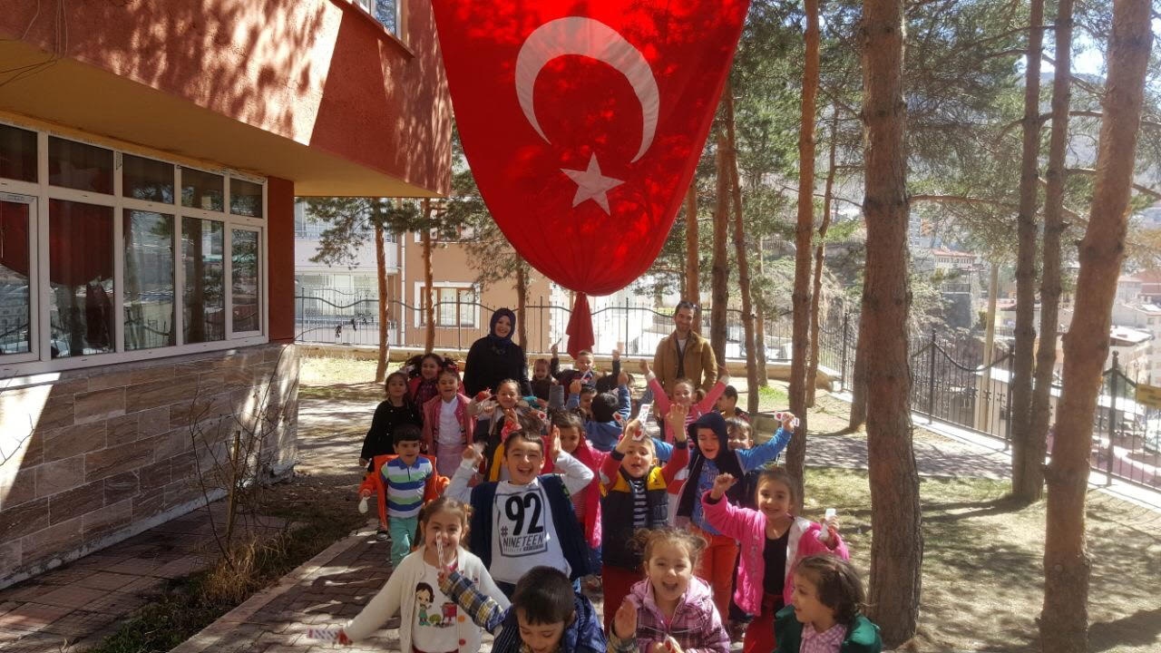 Minikler kütüphanede 7