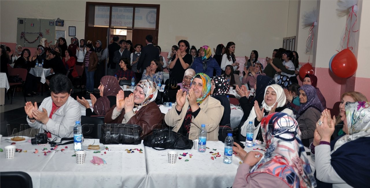 18 Yıl Sonra Bir Araya Geldiler  10