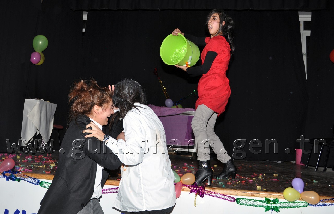 Kız Meslek Bunu Sürekli Yapıyor 9