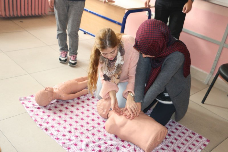 Kelkit’te liselerde ilk yardım eğitimi verildi 4