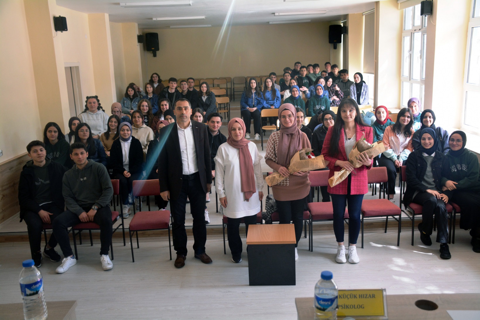 Mareşal Çakmak öğrencileri meslekleri tanıyor 8