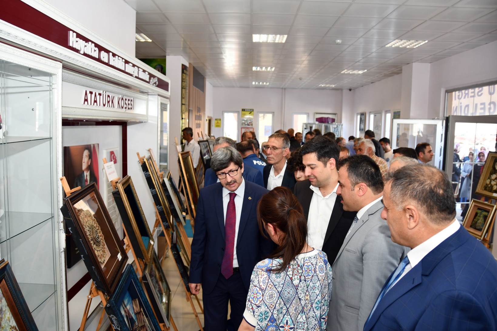 Şiran Halk Eğitimi Merkezinde yılsonu sergisi açıldı 8