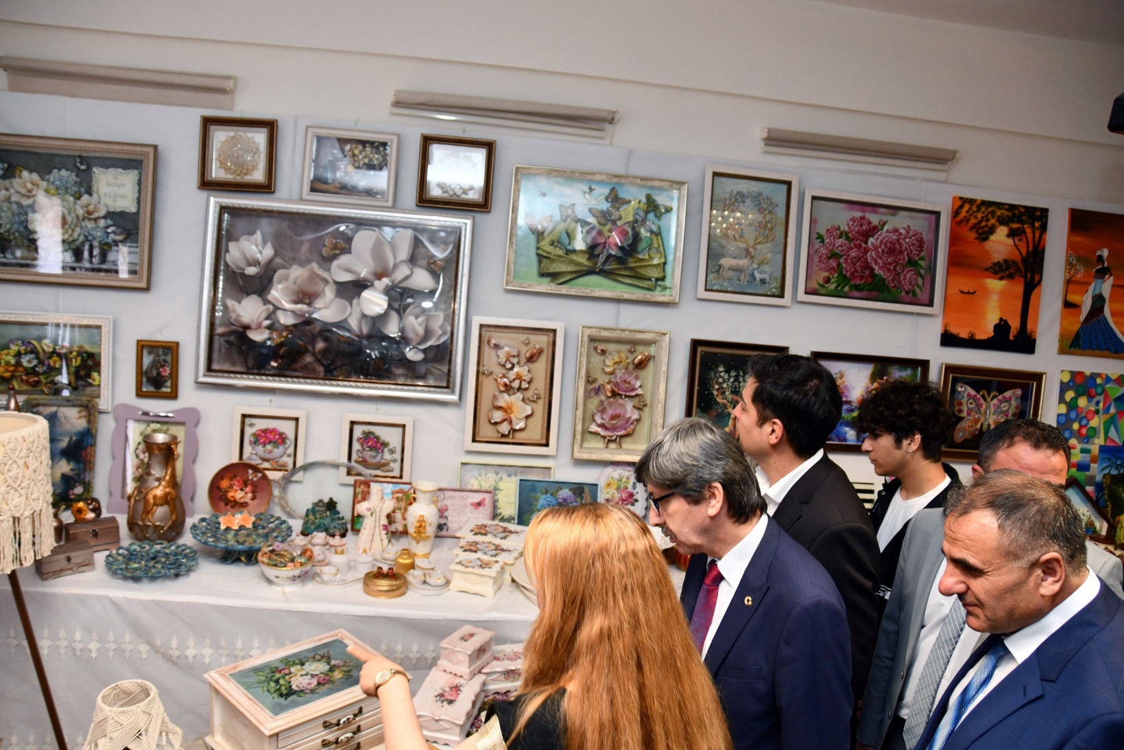 Şiran Halk Eğitimi Merkezinde yılsonu sergisi açıldı 15