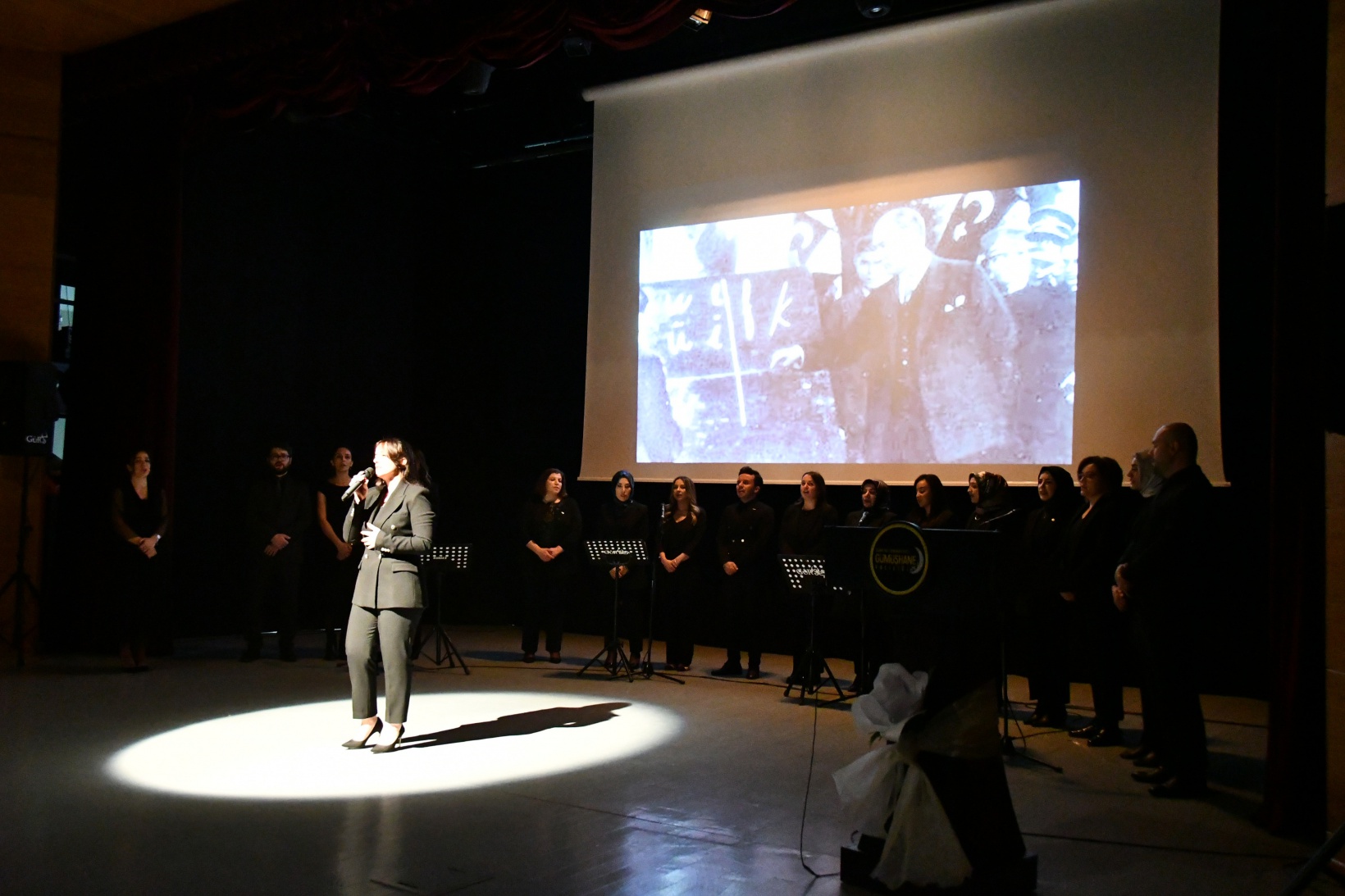 Gümüşhane’de Öğretmenler Günü kutlandı 22