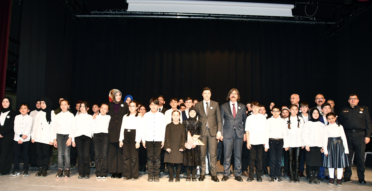 Mehmet Akif Ersoy'u anma programı yapıldı 13