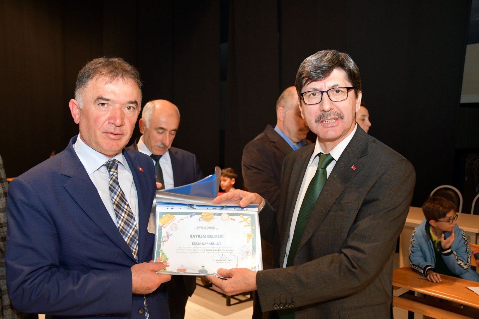 4. sınıflara bilgi yarışması yapıldı 12