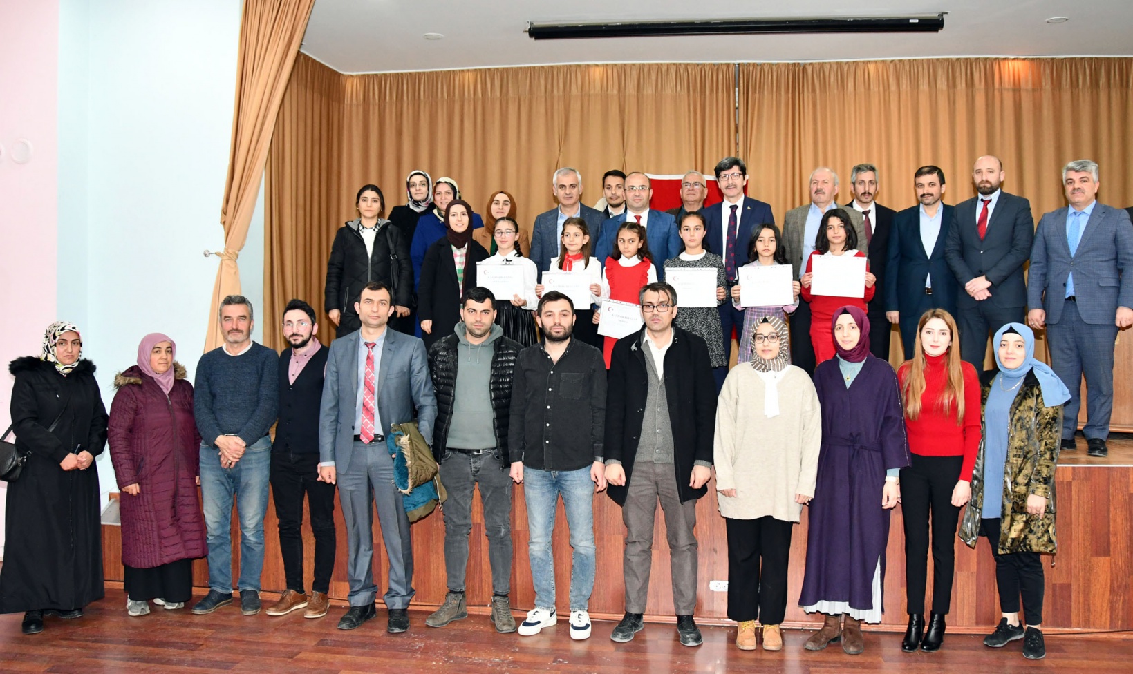 İstiklal Marşını güzel okuma yarışması finali yapıldı 13