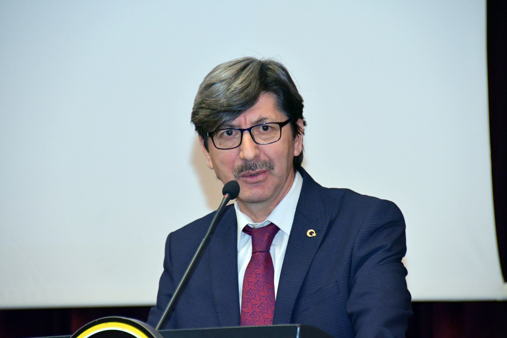 Öğrenciler Mustafa Kutlu il panelini gerçekleştirdi 1