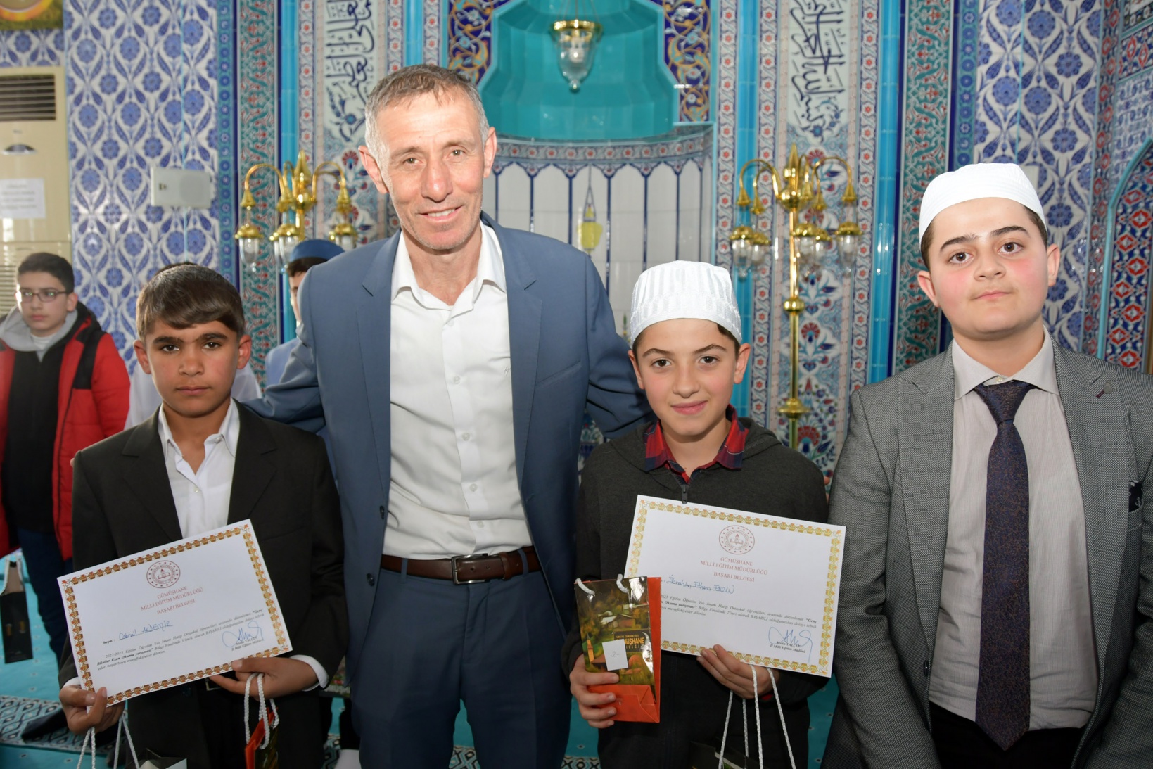 Genç Bilaller ezan okuma yarışması bölge finali yapıldı 10