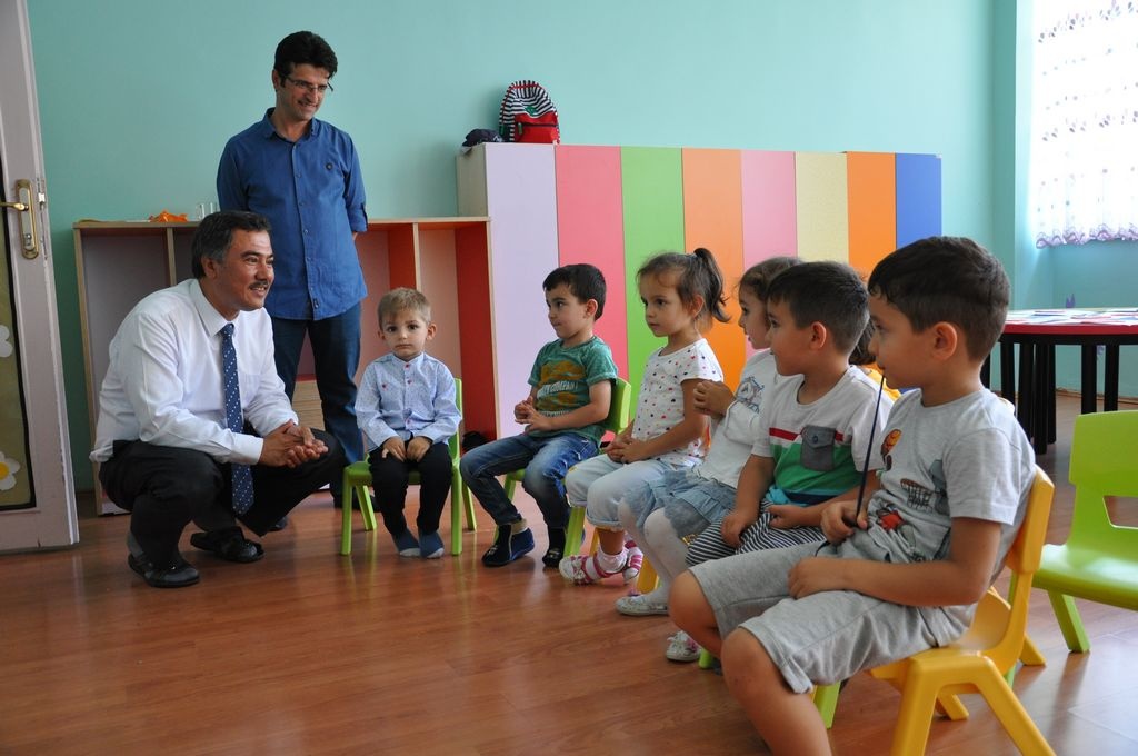 Doğan Yaz Anaokulunu ziyaret etti 3