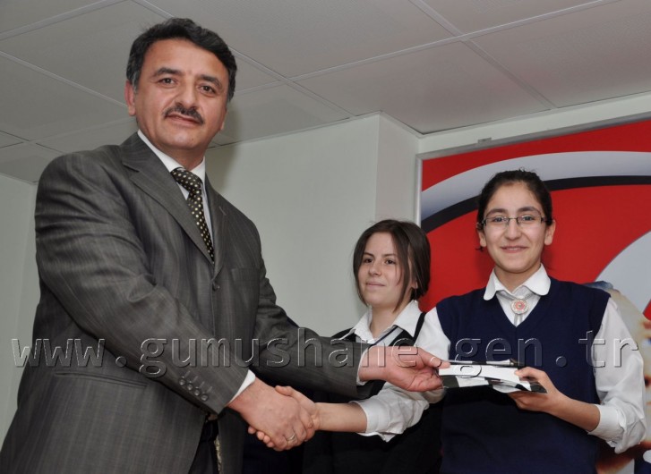 Gümüşhane Okuyor Projesi Ödül Töreni Düzenlendi 3