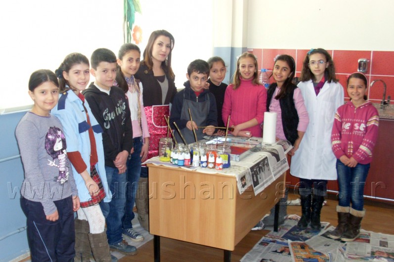 Gümüşhane'de Öğrencilere Ebru ve Keman Kursu 3