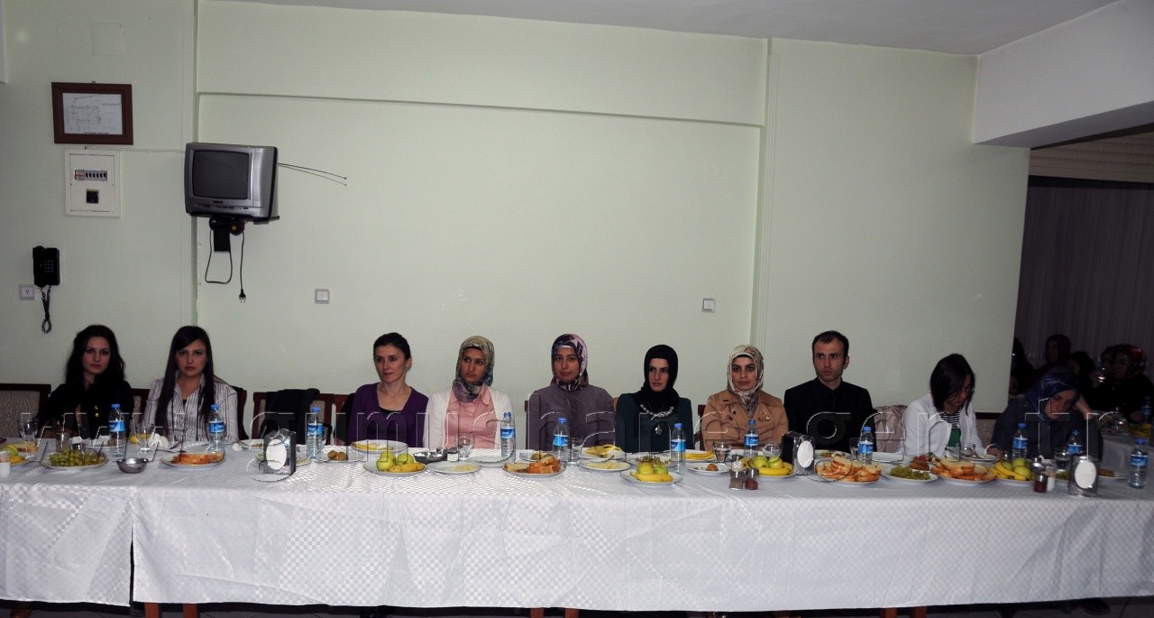 Gümüşhane'de Yeni Öğretmenlere Yemek 6