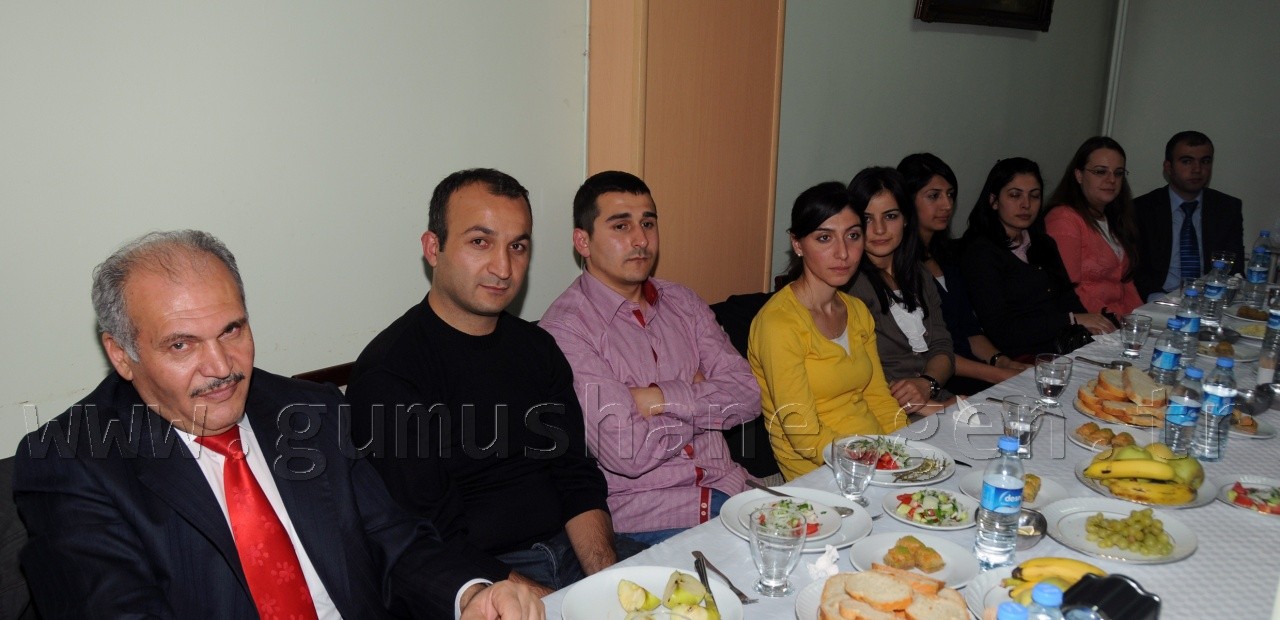 Gümüşhane'de Yeni Öğretmenlere Yemek 7