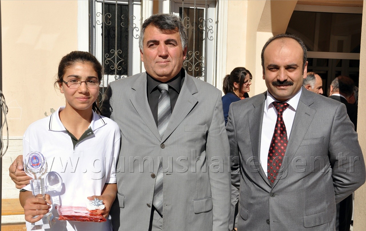 Aysın Rafet'te Ödül Günü 9