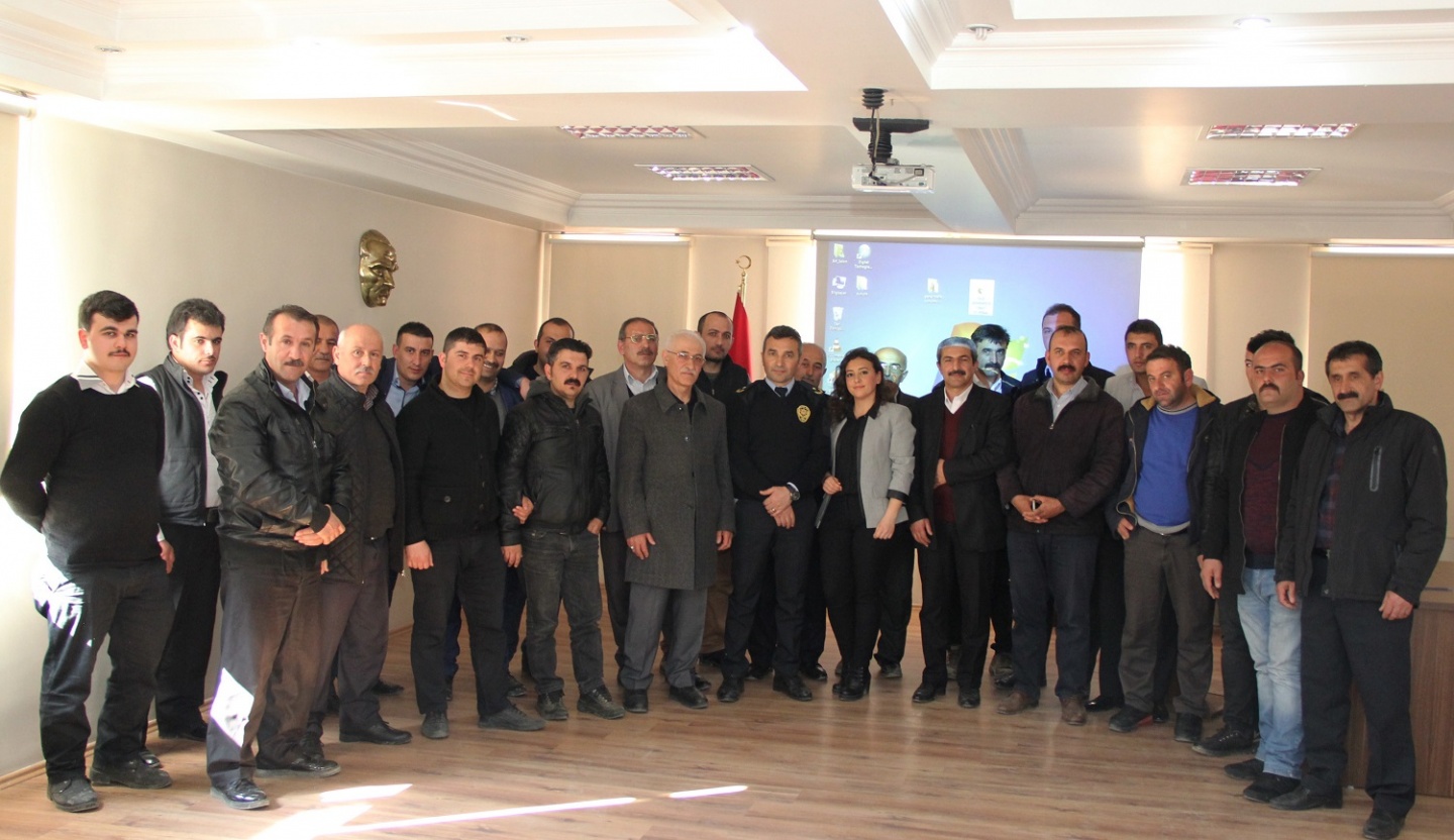 Emniyet dolmuşçuları bilgilendirdi 5