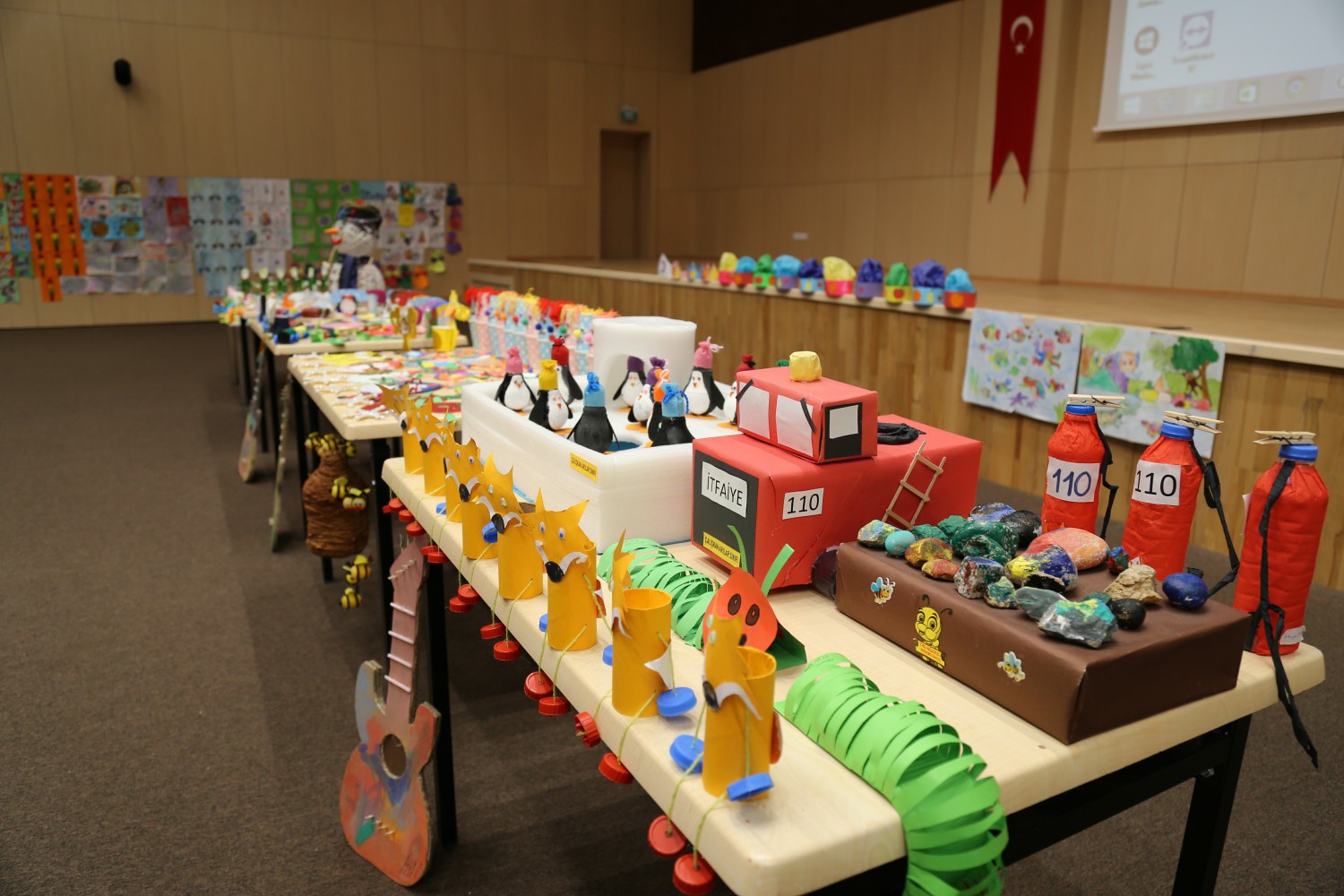 Miniklerden yılsonu sergisi 2