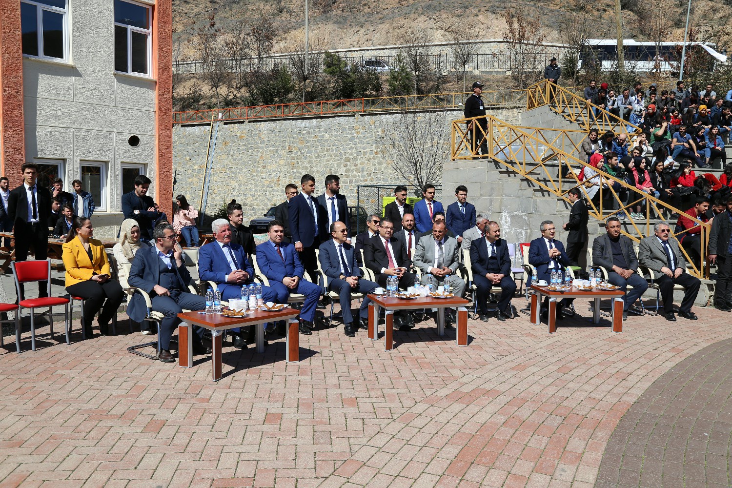 GÜ’de Nevruz Programı Coşkulu Bir Şekilde Kutlandı 3