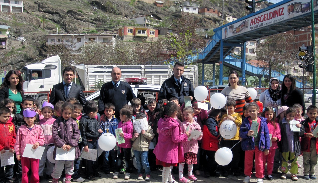 Minikler Gümüş Çocuk’la Tanıştı 1