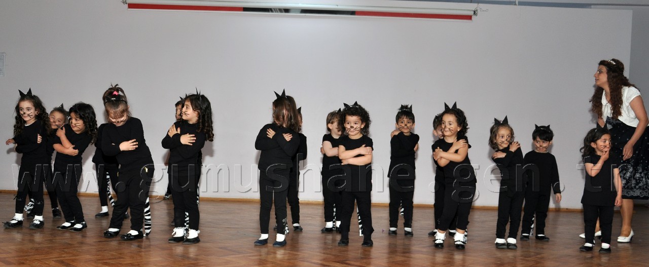 Minikler Anneler Gününü Unutmadı 4