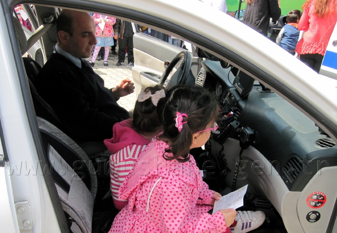 Minikler Gümüş Çocuk’la Tanıştı 6