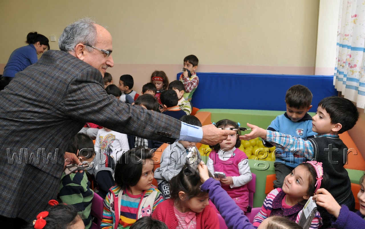 Gümüşhane'de Minik Öğrenciler 10 Bin 597 Adet Pil Topladı 10