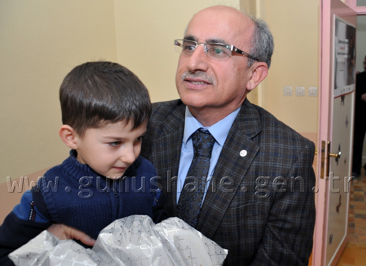 Gümüşhane'de Minik Öğrenciler 10 Bin 597 Adet Pil Topladı 6