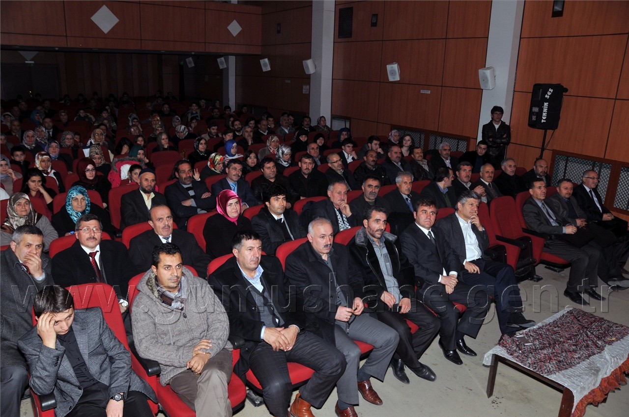 AK Gençlik Akif'i Andı 25