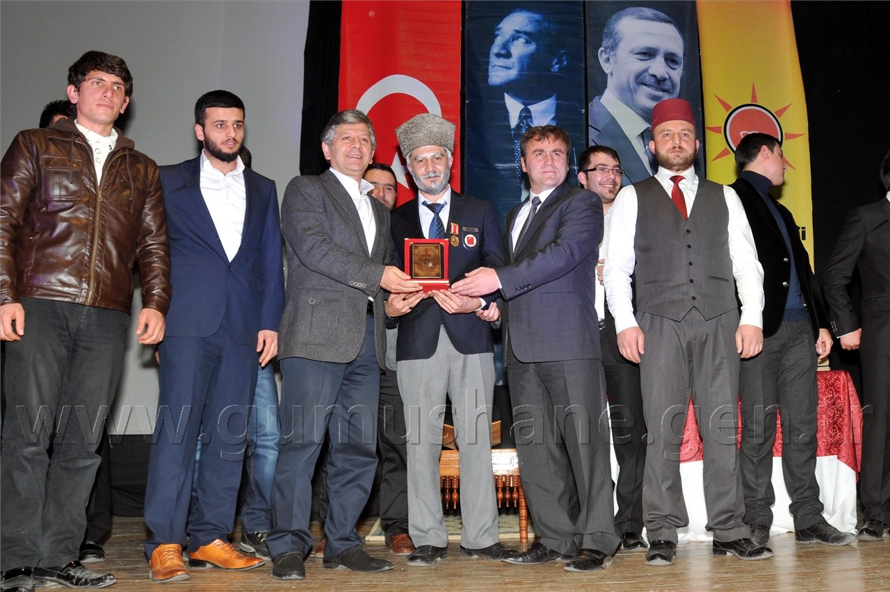 AK Gençlik Akif'i Andı 27