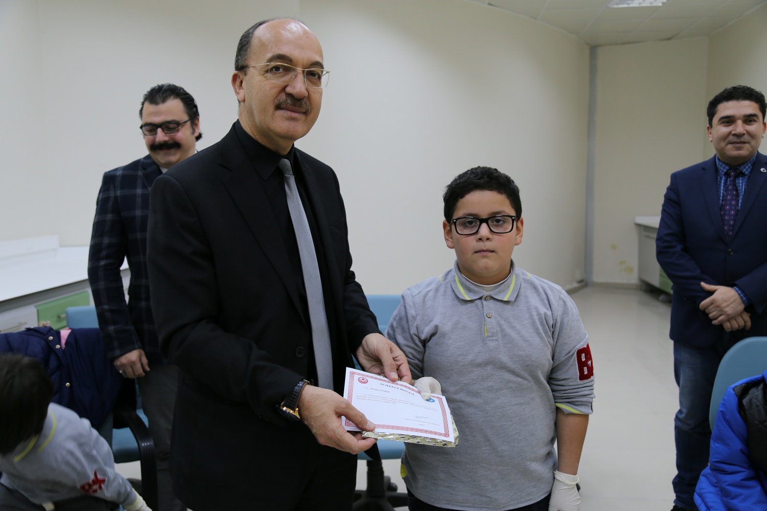 Öğrencilere laboratuvar tanıtıldı 6