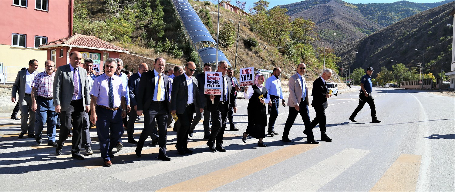 Üniversite’de ‘Öncelik Hayatın, Öncelik Yayanın’ 2