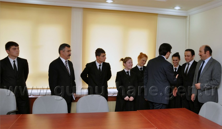 Gümüşhaneli 5 Öğrenci Avrupa Yolcusu  4