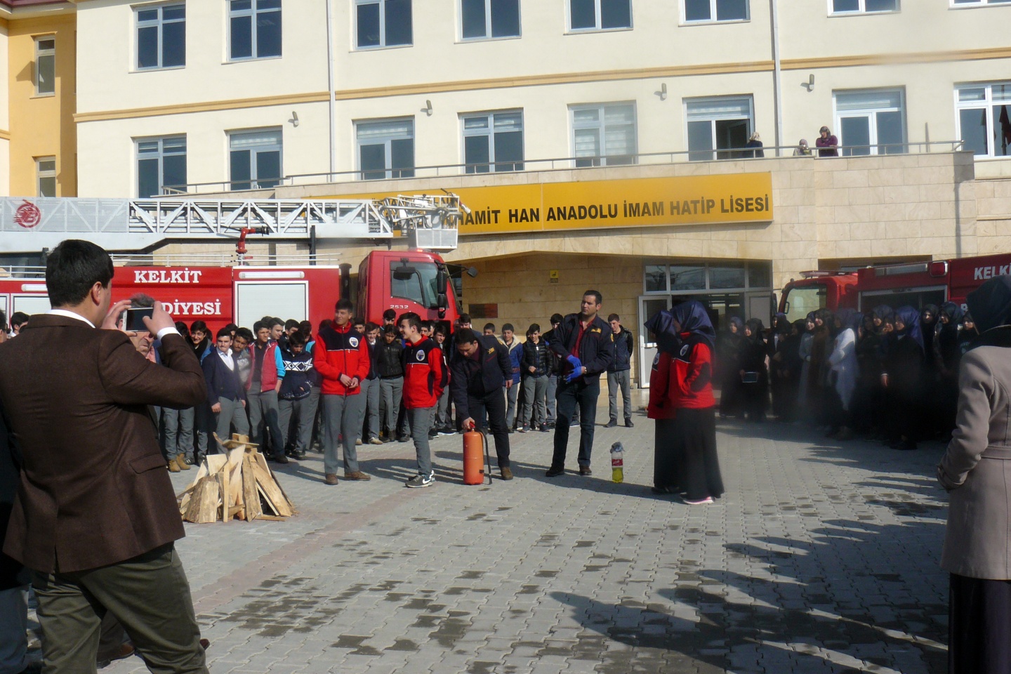 Kelkit itfaiyesinin tatbikatları devam ediyor 5