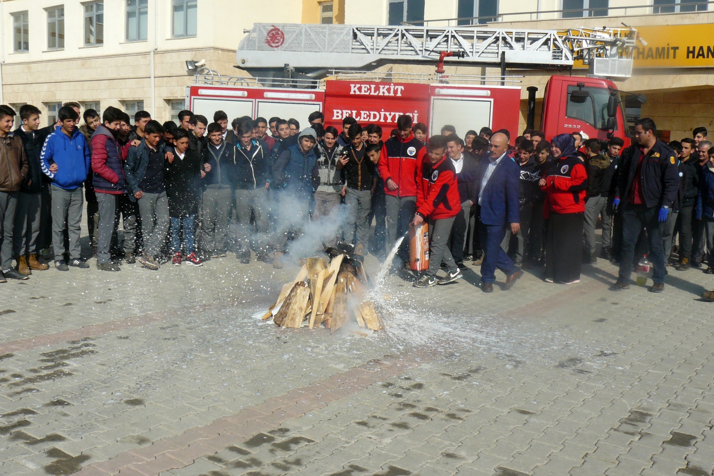 Kelkit itfaiyesinin tatbikatları devam ediyor 2