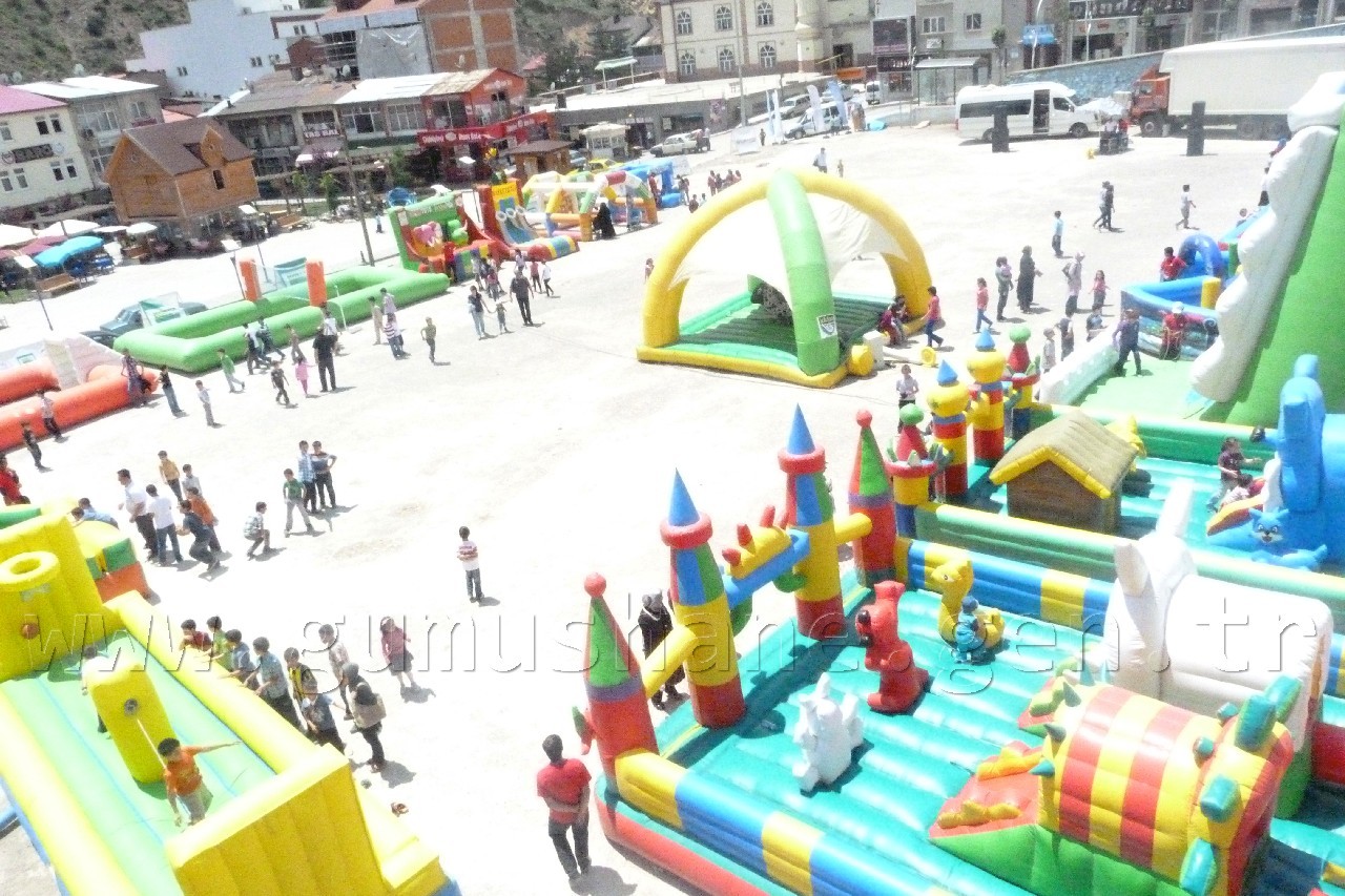 Gümüşhane'de Çocuklar ve Gençler Doyasıya Eğlendi 7