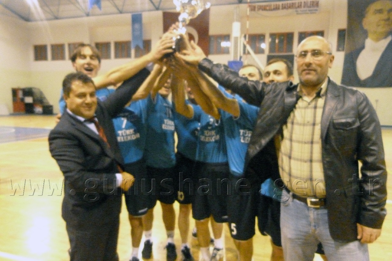 Kurumlar Arası Voleybol Turnuvası Sona Erdi 22