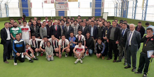 Uni League’de Dream Team Birinci Oldu 36