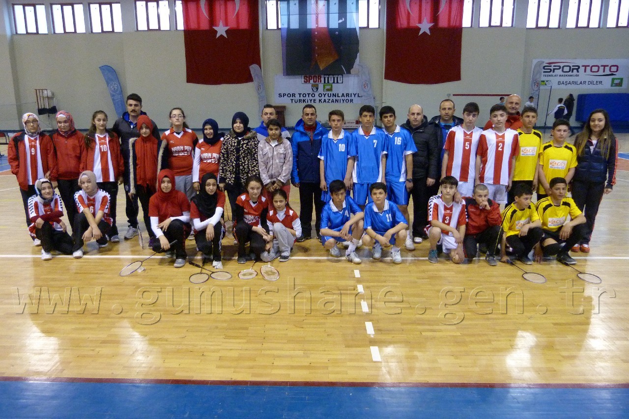 Badminton’da Kelkit ve Kürtün birinci oldu 1