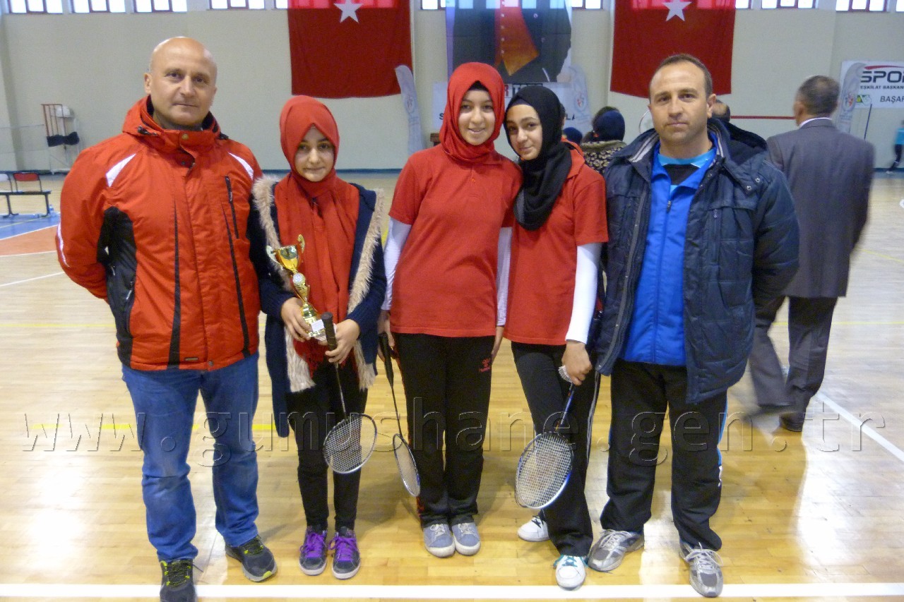Badminton’da Kelkit ve Kürtün birinci oldu 5