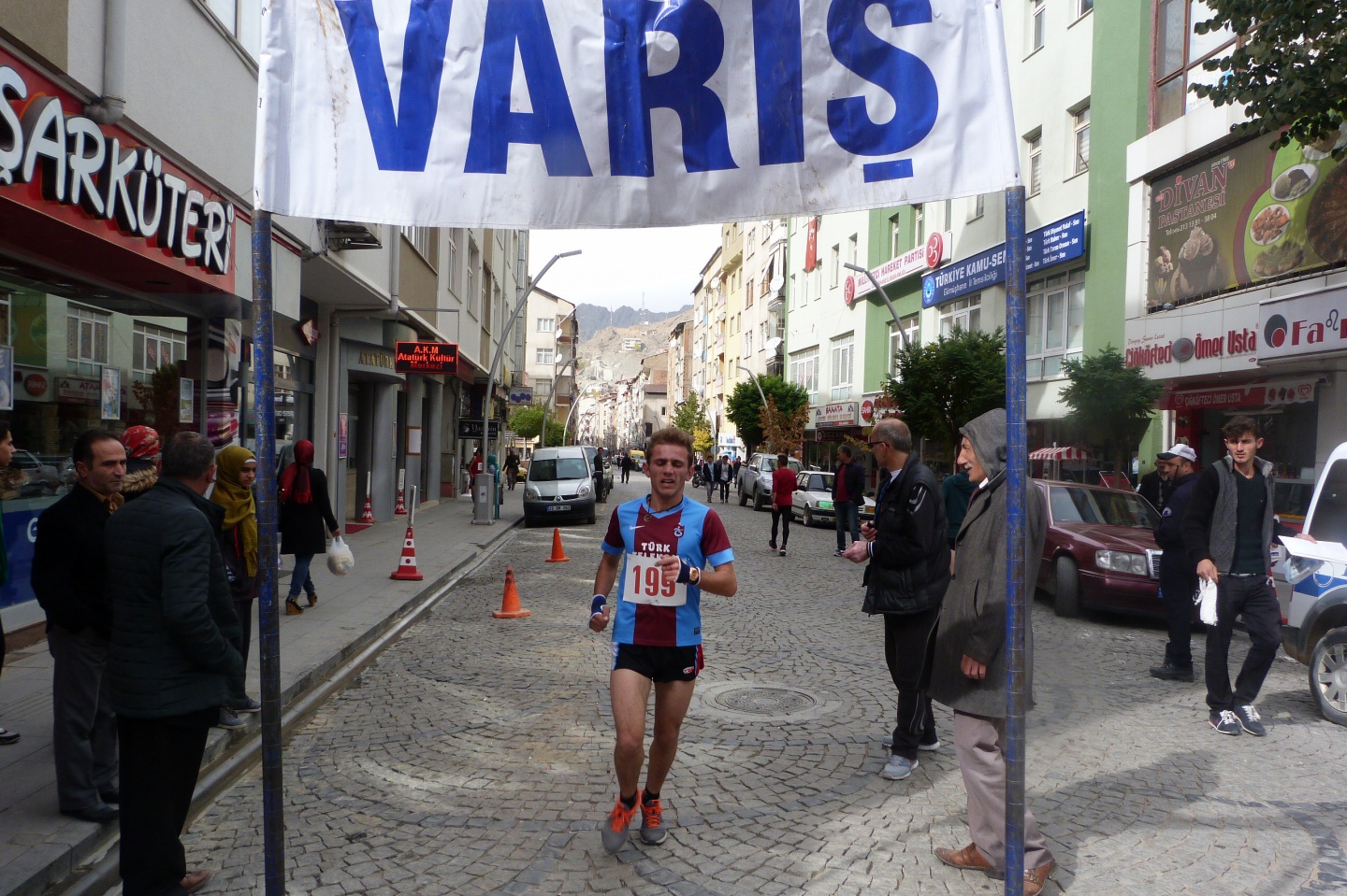 Gümüşhane’de Cumhuriyet koşusu yapıldı 7