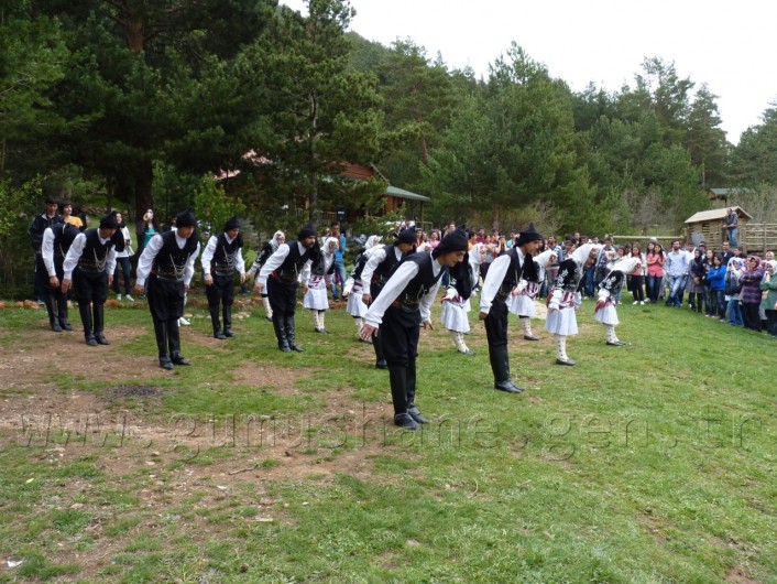 Gümüşhane'de Herkes İçin Spor Yürüyüşü Düzenlendi 30