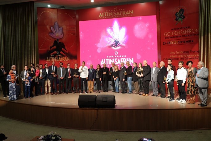 ‘Pembe Kimlik’ en iyi ikinci film seçildi 4