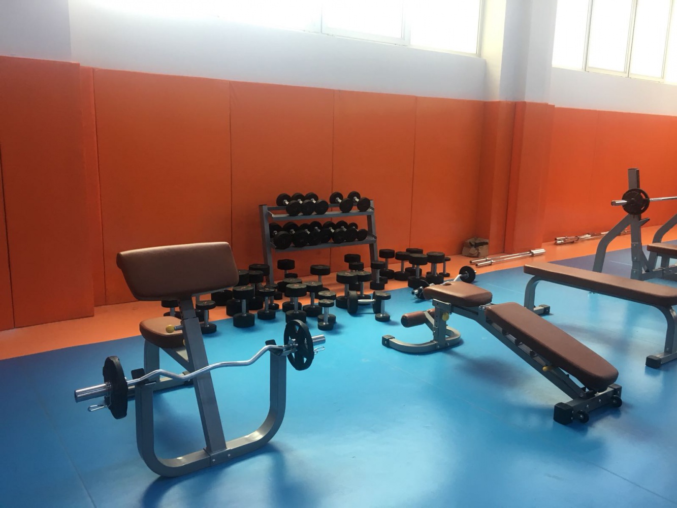 Fitness ve bilardo salonu açıldı 5
