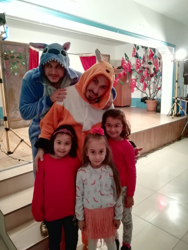 Minik öğrenciler tiyatroyla buluştu 7