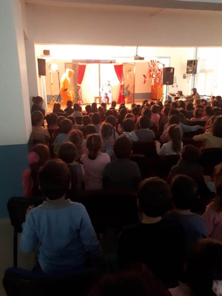 Minik öğrenciler tiyatroyla buluştu 9