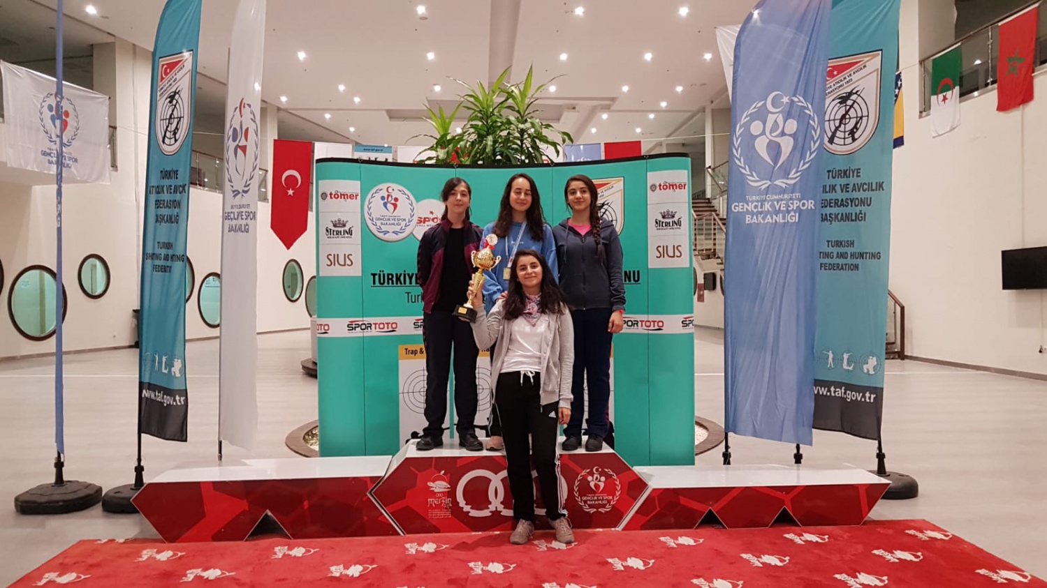 Şampiyon atıcılardan altın madalyalar 4