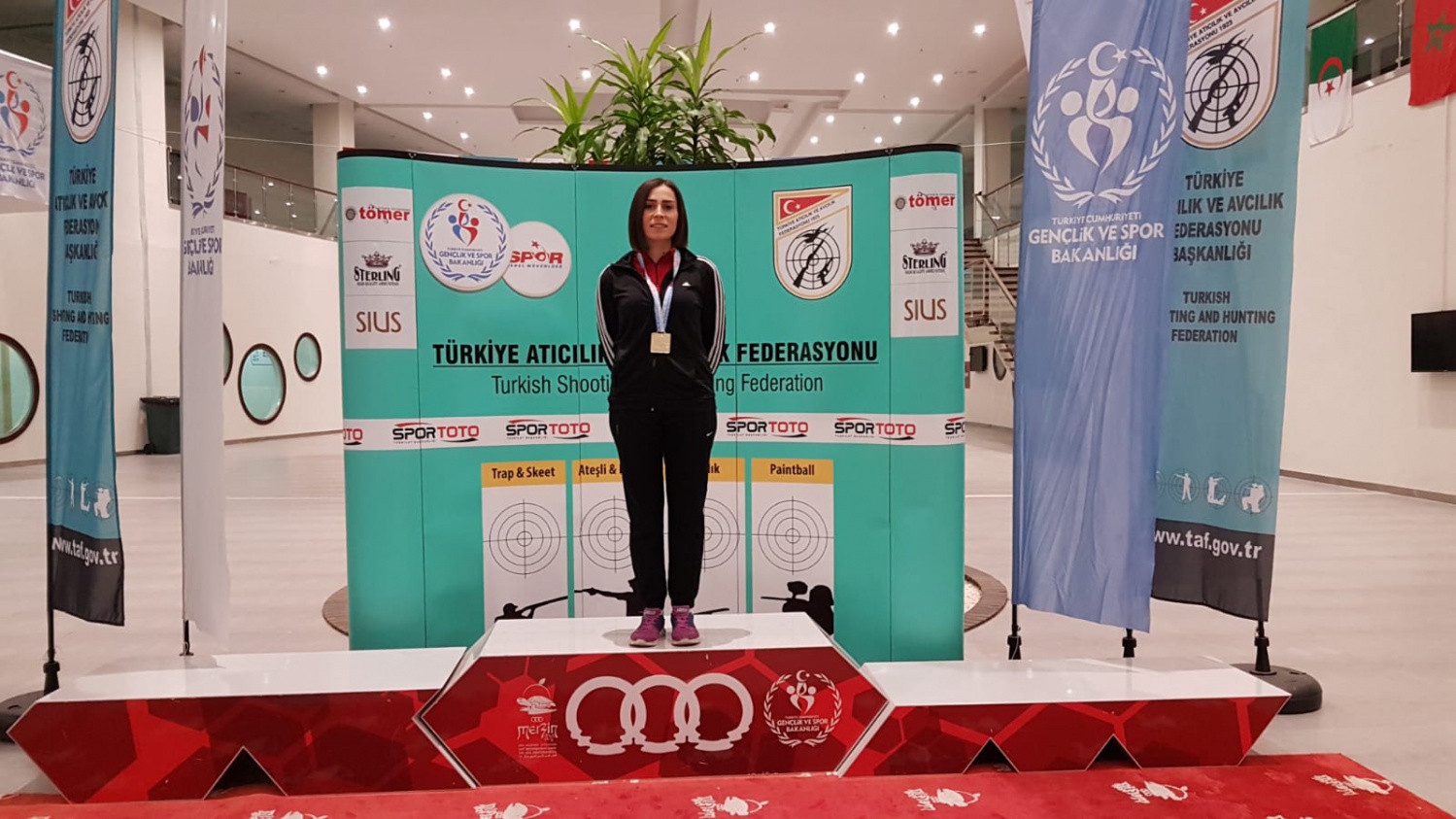 Şampiyon atıcılardan altın madalyalar 5