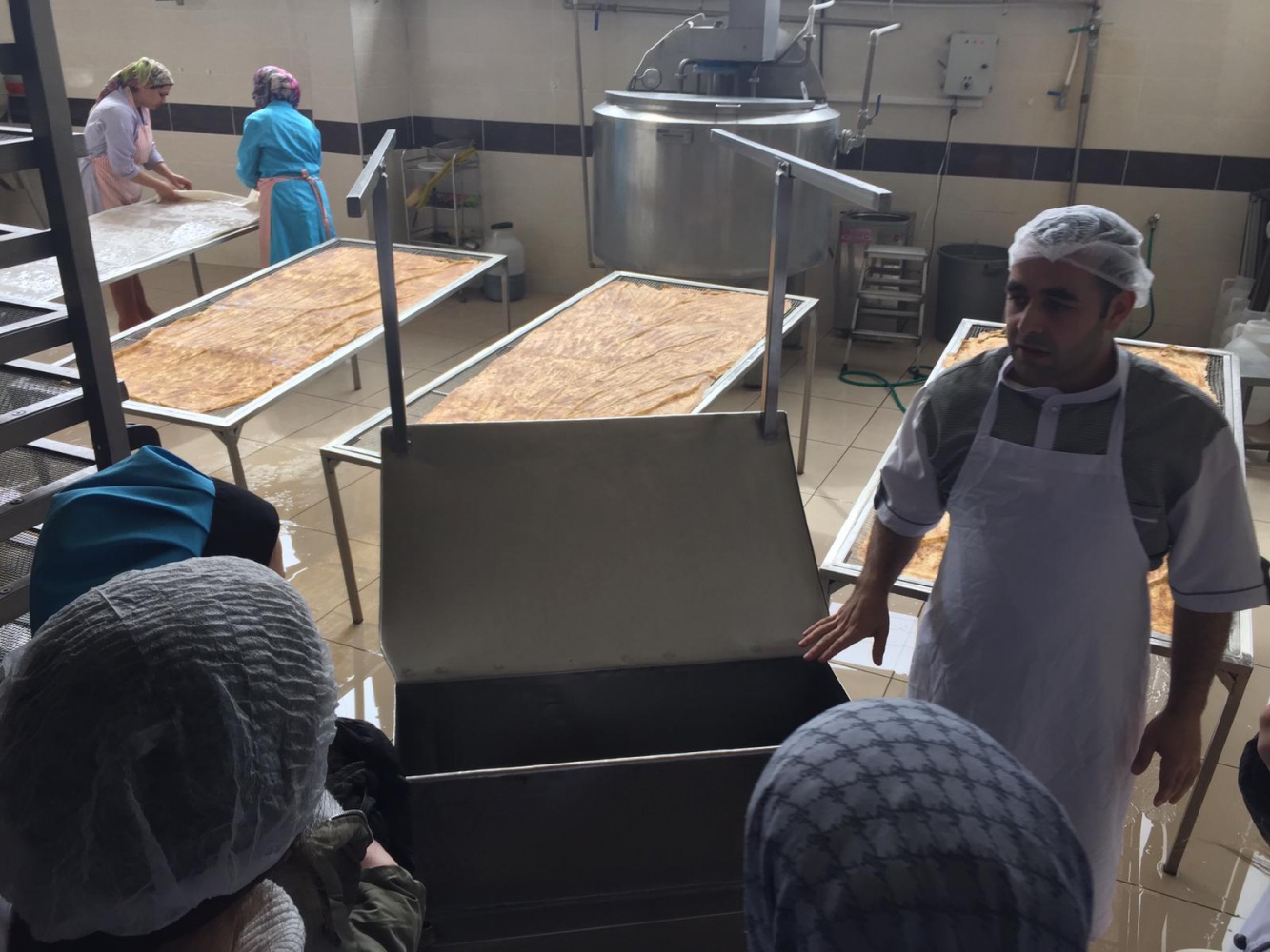 Öğrenciler pestil-köme yapmayı okulda öğreniyor 3