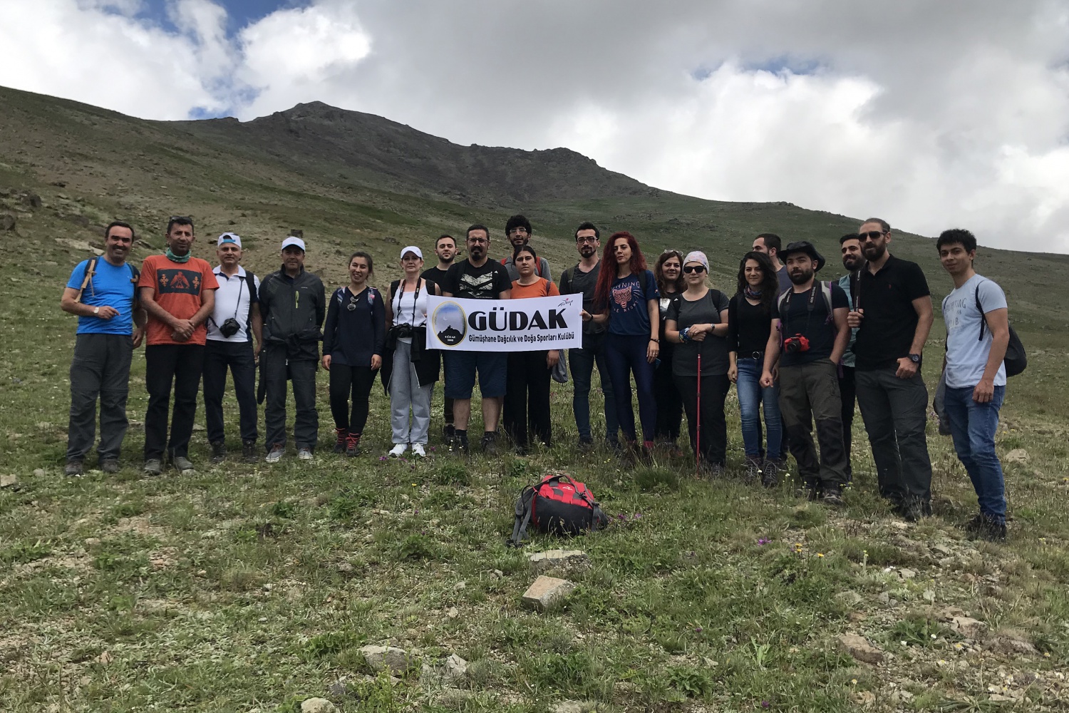 Bayburt’un en yüksek zirvesine tırmandılar 6